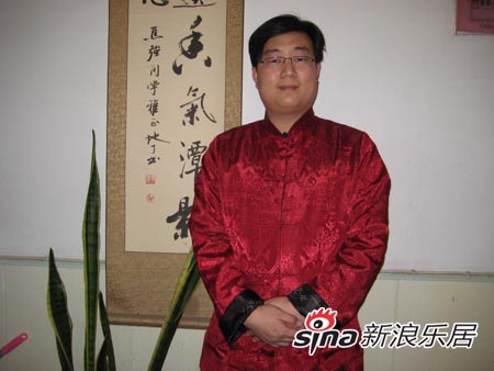 上方港景盛装亮相夏展书法大师现场泼墨献礼(