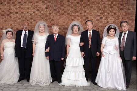 东方太阳城首届金婚主题纪念活动(组图)_活动