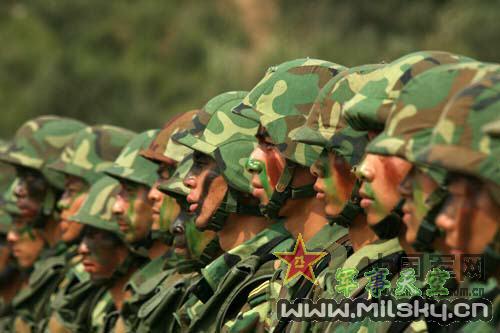 济南军区推行新型考核标准提升军官战斗素养