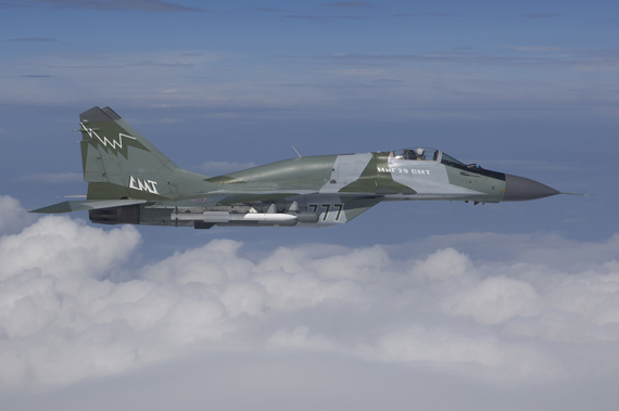 ͼMiG-29SMT;ս