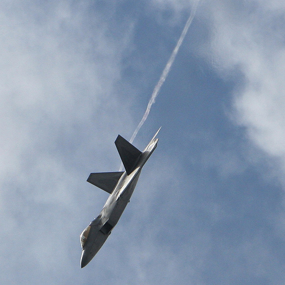 F-22սɵַϿա (Ӱų ͼƬδȨת)