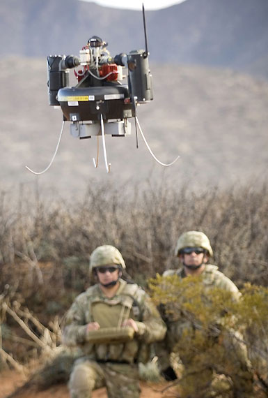 GMAV可在部队沿街道或在野外推进时，在其上空盘旋提供情报支持。