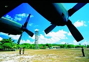 菲律宾在宣称拥有主权的中业岛上建空军基地