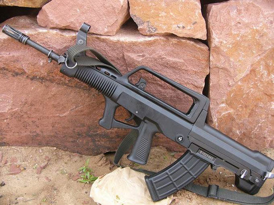 工业品名qbz-95(简称"95步,它是继qbz-87自动步枪之后,中国自主