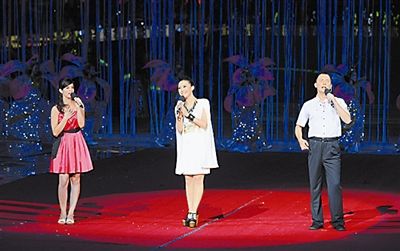 常思思演唱大运会主题歌