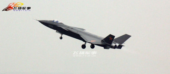 2002架歼-20首飞成功