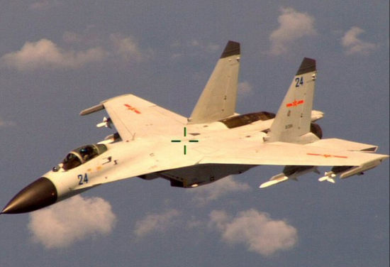 美军拍摄的中国海军歼11B战斗机