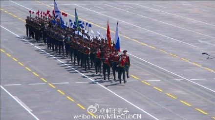 参阅外军方队亮相天安门广场 俄方队最后出场