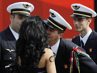 �������½���ִ����˹�μ�ʤ�����ı�ʽ