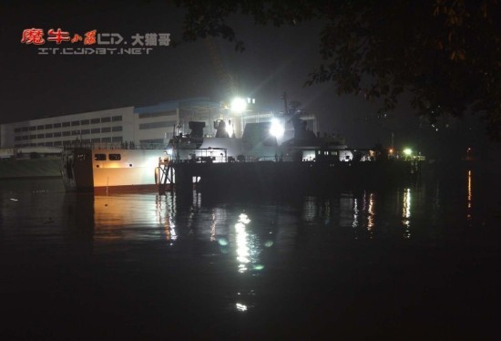 外媒曝光中国新侦察船：外观特殊即将服役