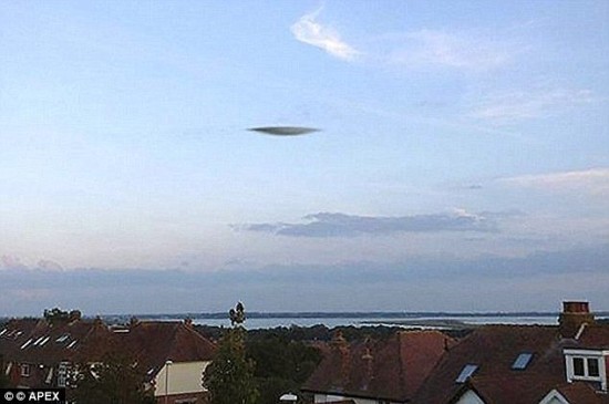 美空军揭秘离奇UFO事件:阿根廷司机射杀外星人