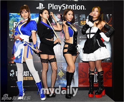 美国85公斤女模穿泳衣登杂志秀丰腴身材（图）