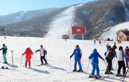 韩媒：中企为朝鲜滑雪场提供装备不属于奢侈品