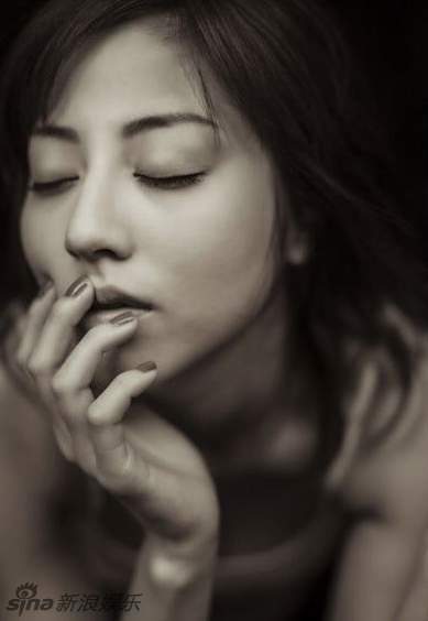 台媒:日本25%小学女生有男友超龄性经验让人咂舌
