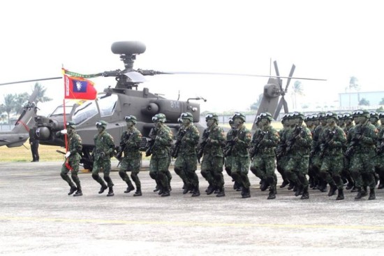 美军高官称台海危机应不会重演:无需派航母进