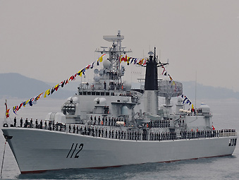 中国海军112舰527舰正式亮相韩国观舰式!