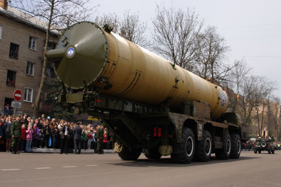 图文：俄军ABM-1B瞪羚导弹发射车