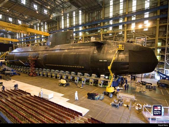 图文：皇家海军未来将装备10艘机敏级核潜艇