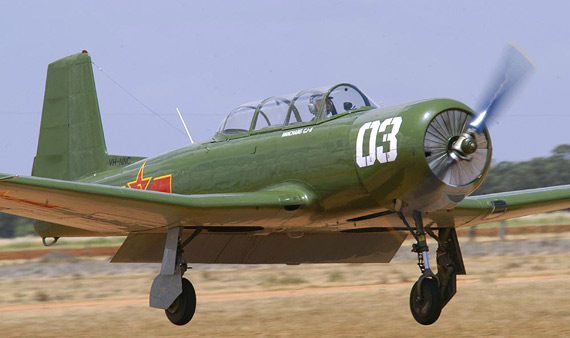 图文:初教六是新中国国产第一种飞机