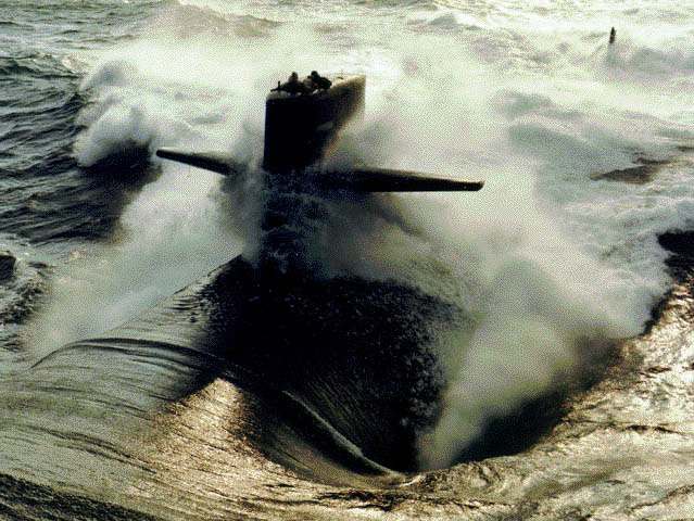 美军普洛维顿斯SSN-719号核潜艇