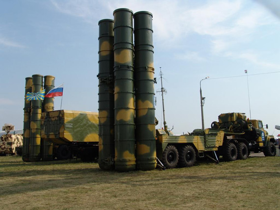 图文:俄罗斯S-400防空导弹系统已经装备部队