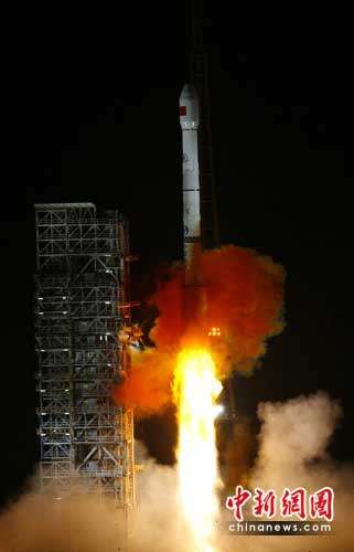 “长征三号丙”运载火箭发射，运载第四颗北斗导航卫星进入太空预定轨道