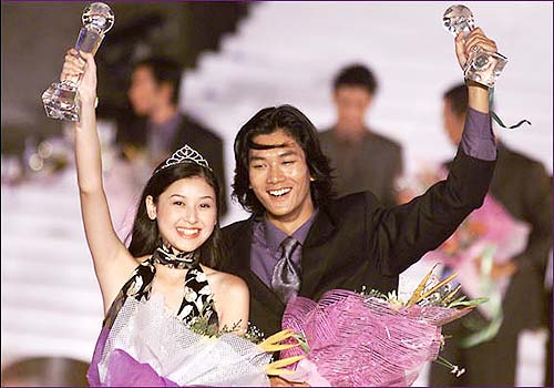2001年第九届新丝路中国模特大赛女模总决赛