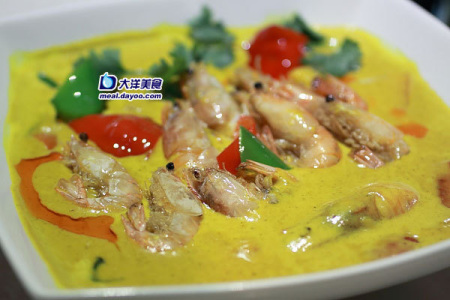 藏身图书馆内 阅后有彩红