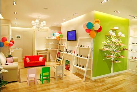 小天使们的专属衣橱(组图)