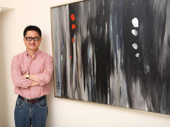 Aynsley瓷器品牌唯一一位華人設計師，著名華人玫瑰藝術家黃騰輝先生