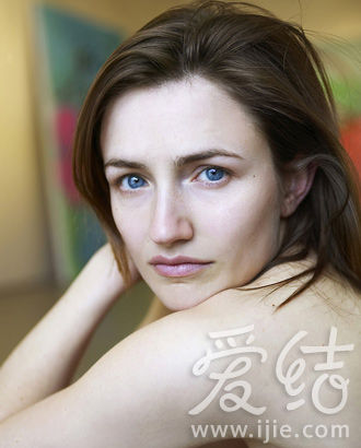 每一个男人都爱大胸美女吗?(组图)