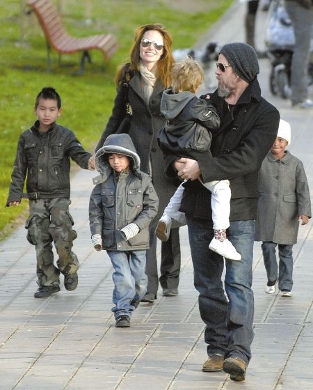 皮特一家出行浩浩荡荡(资料图)