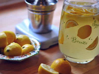 柠檬蜂蜜水的功效