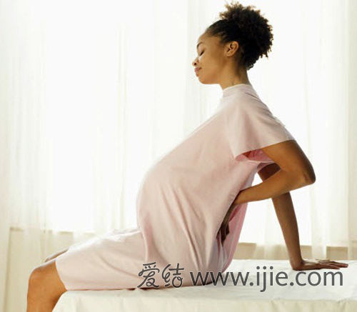 正确的孕妇坐姿、站姿与睡姿