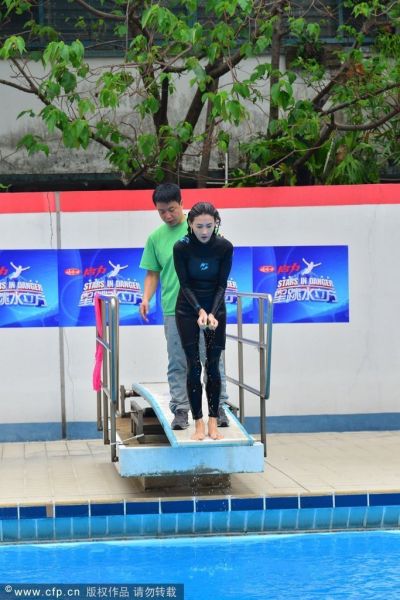 张柏芝加盟江苏卫视跳水节目力证天然|星跳水