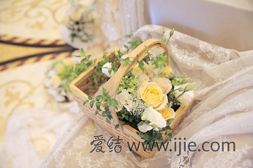 如韩剧版唯美的春日玫瑰主题婚礼