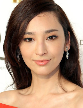 吴佩慈诞下马宝宝 <em>学姐妹</em>辣妈团孕保养|吴佩慈