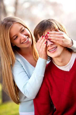 <em>女人</em>必知:七表现暴露男人<em>精神出轨</em>-广西新闻网