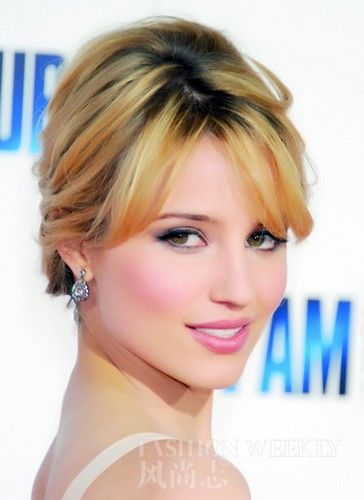 Dianna Agron 打造冰灵清透LOOK