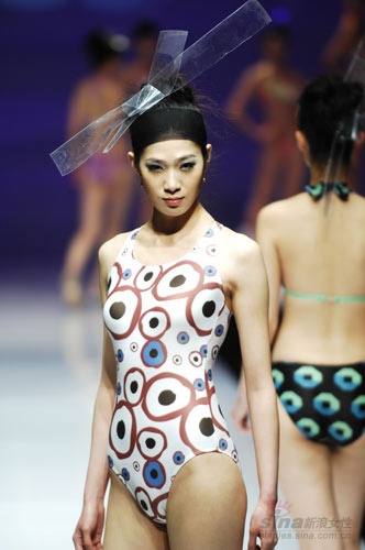 ���ͼƬ������һҳ