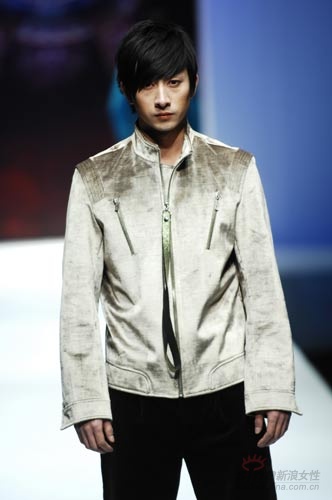 ���ͼƬ������һҳ