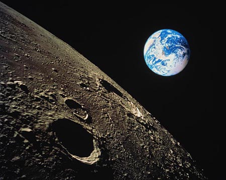 从月球上看地球;+欧洲宇航局计划于2015年登