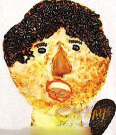 组图:英国食物艺术家制作明星脸比萨