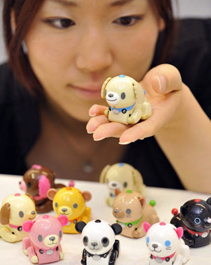 日本一公司推出微型机器宠物玩具(组图)