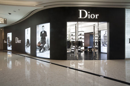 Dior HommeϺʽ(IFC)װƷ꿪Ļ
