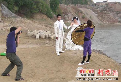 Wedding of Yellow River edge