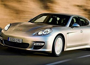 ʱPorsche Panameraܳ۳ɽ·