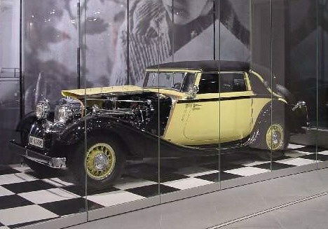 ϣ67012˶(Horch 670 V12Sportcabriolet1931)