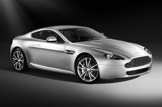 ͼΪ2010˹ V8 Vantage