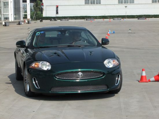 ݱXKR